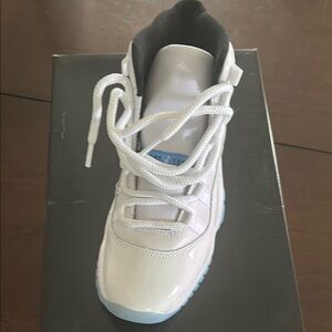 Nike Kids Sneakers - White and Light Blue